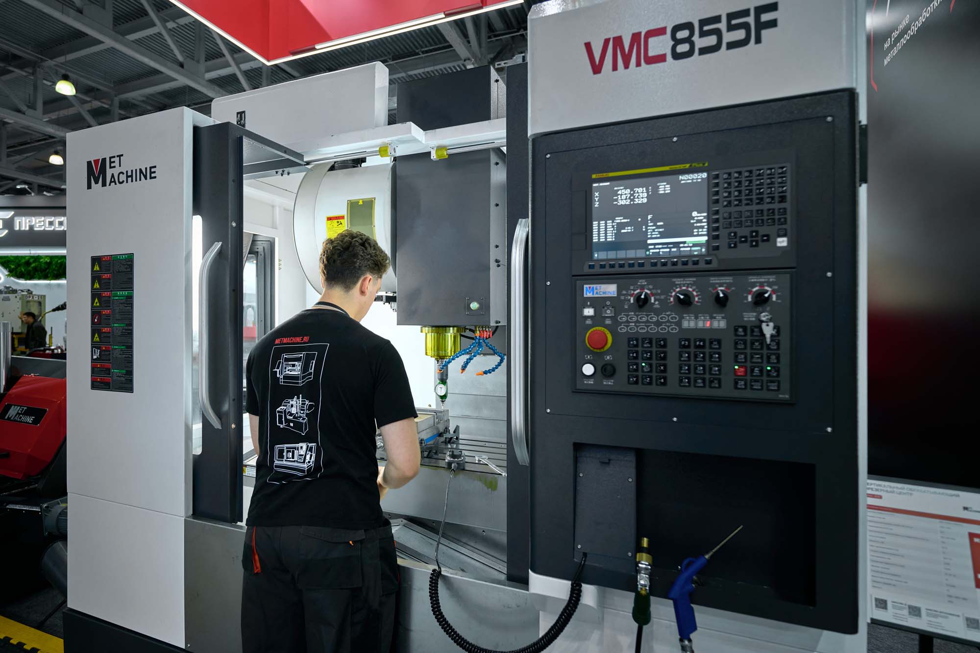 Вертикальный обрабатывающий фрезерный центр VMC-855F - 6